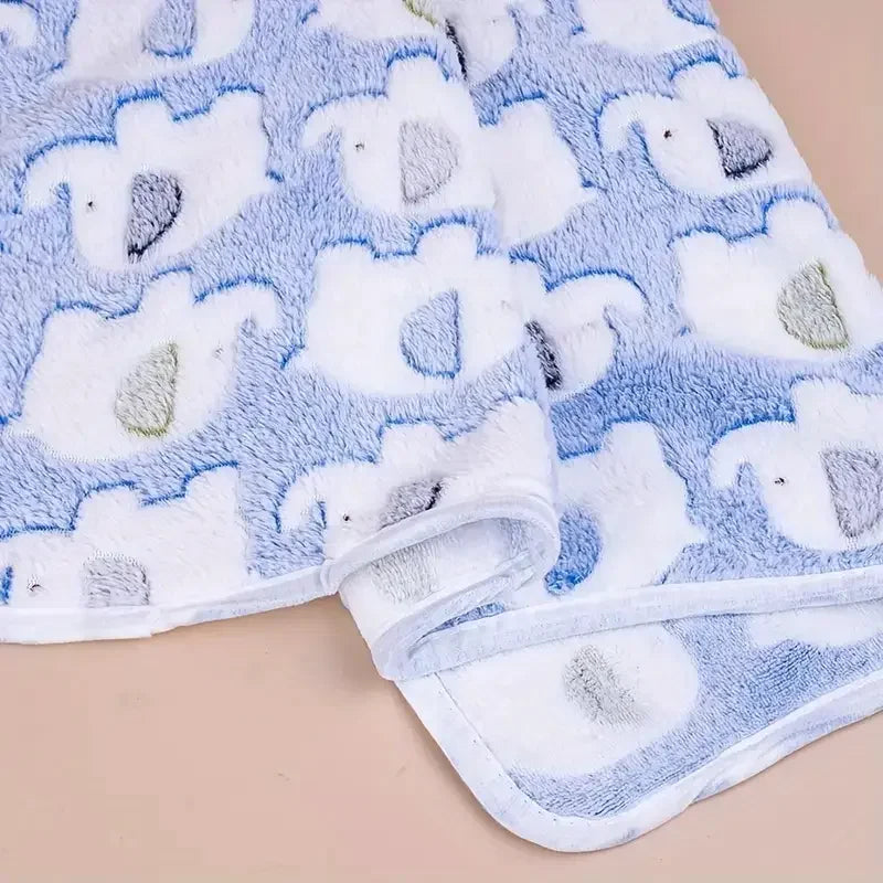 Soft and Cozy Cartoon Elephant Pet Blanket for Dogs and Cats Flannel Throw for Puppies and Kittens Universal Size Christmas Gift