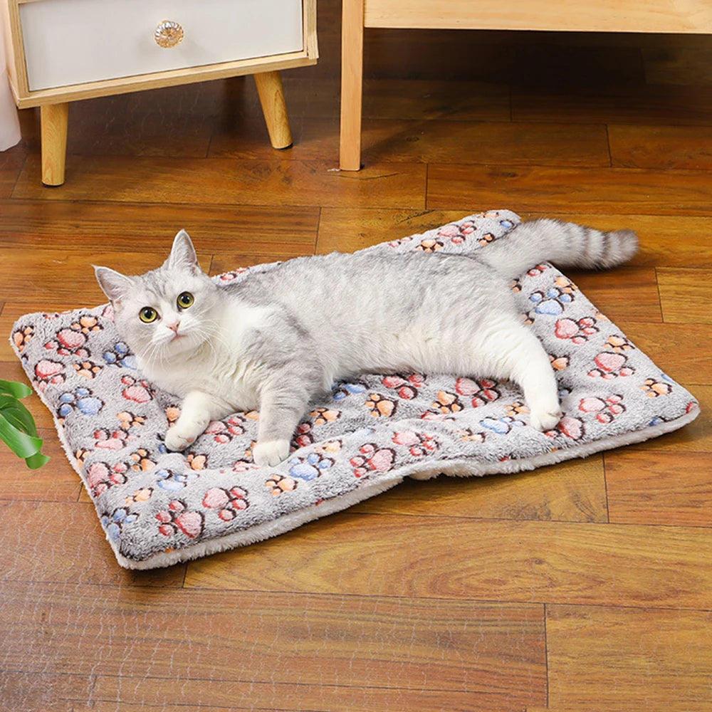 Pet Dog Bed All Season Warm Thick Sleeping Cat Nest Cushion Soft Pet Dog Sofa Mat Elastic Cat Bed for Medium Dog Accessories