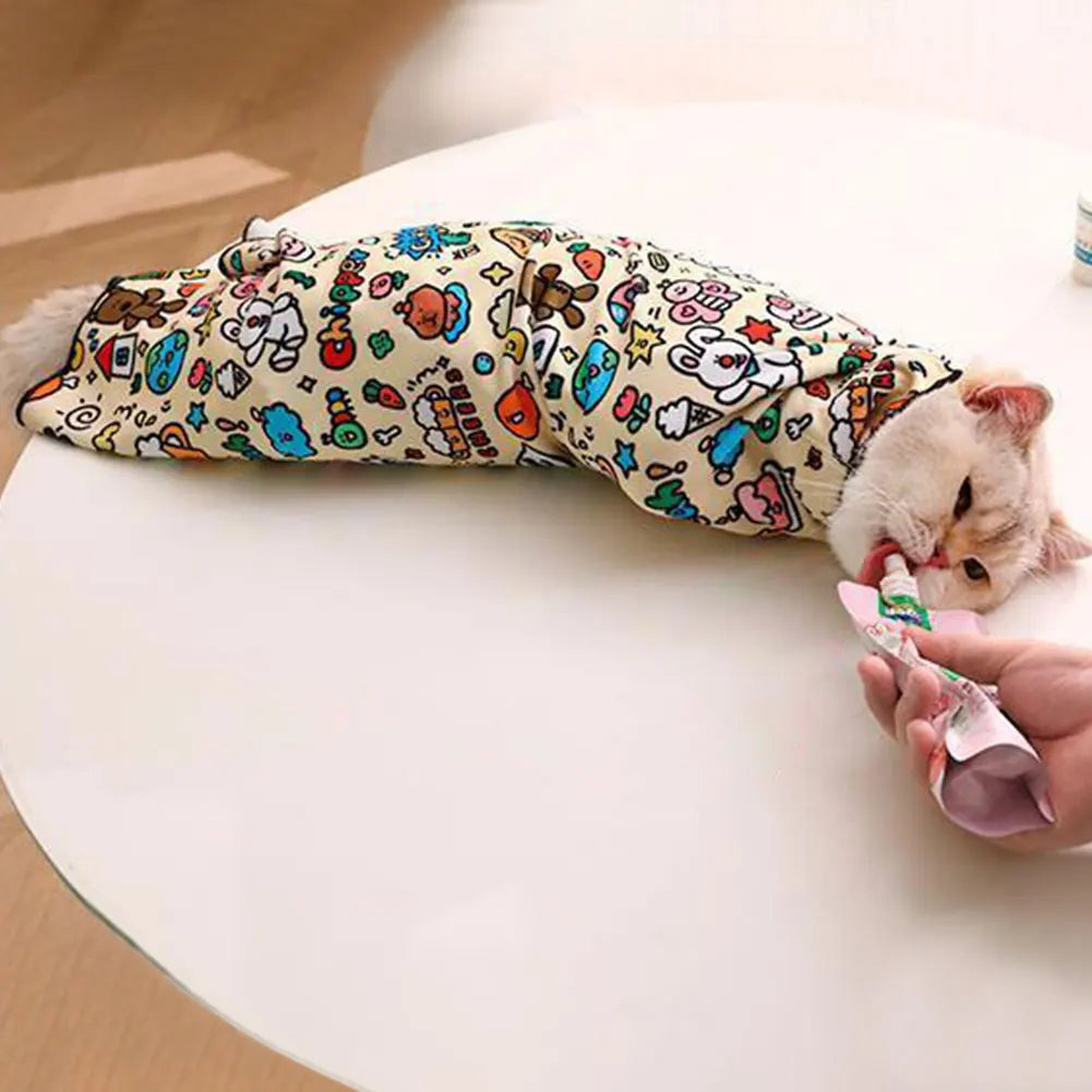 Cat Restraint Wrap Self-Adherent Cat Grooming Wrap Anti-Bite Anti-Scratch Anti-Escape Cat Swaddle Wrap for Cats and Dogs