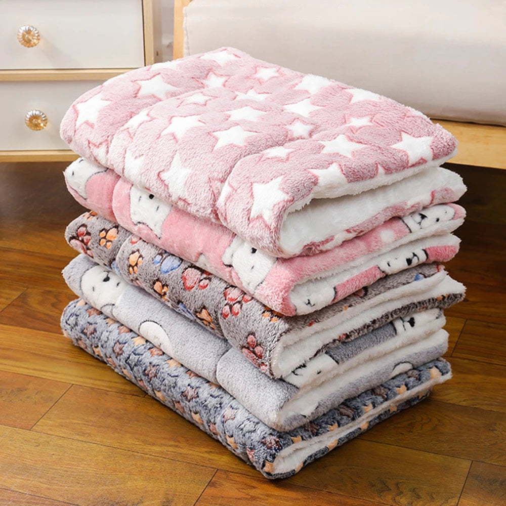 Pet Dog Bed All Season Warm Thick Sleeping Cat Nest Cushion Soft Pet Dog Sofa Mat Elastic Cat Bed for Medium Dog Accessories